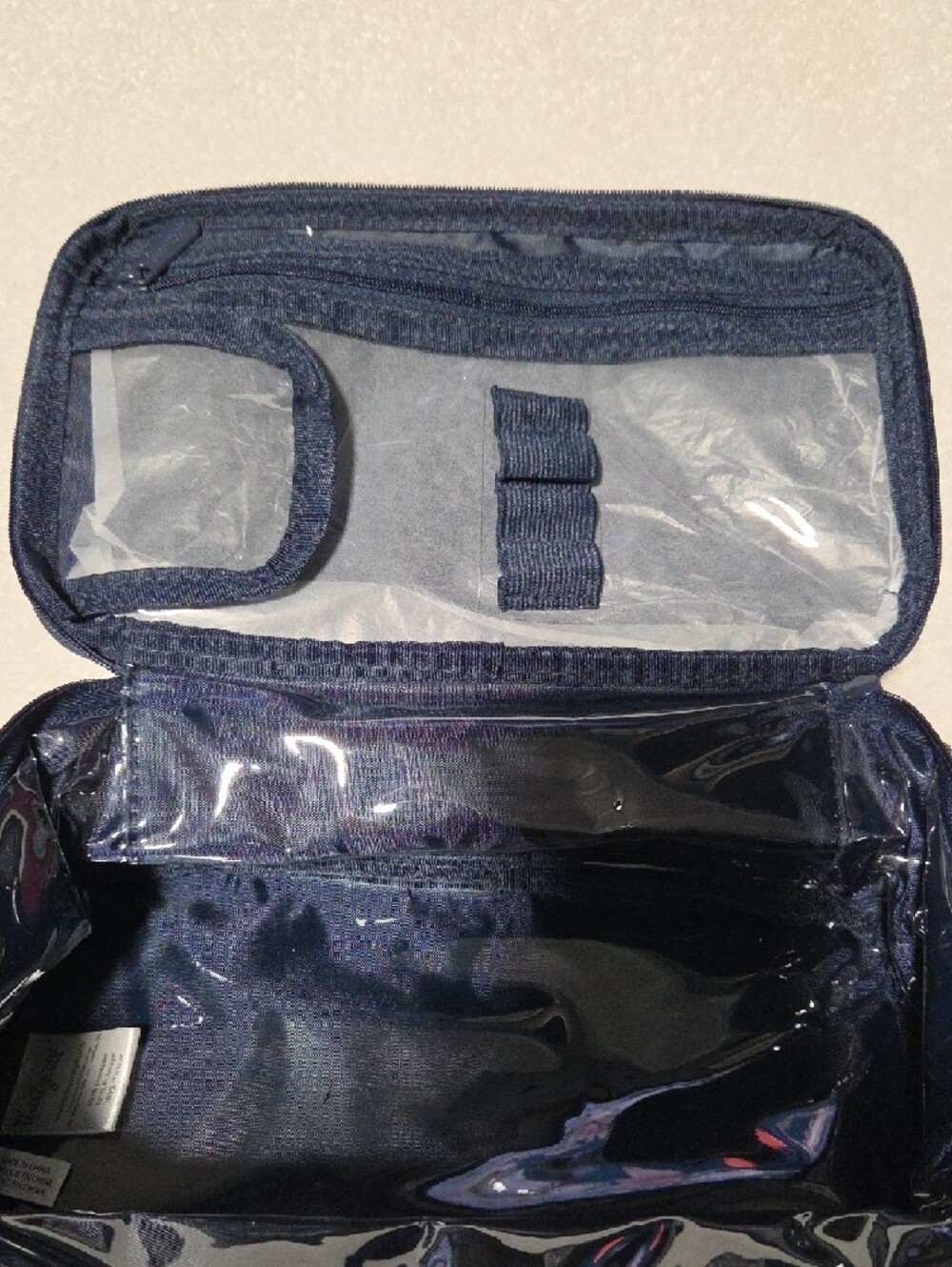 thirty-one Navy Zippered Glamour Case - Picture 3 of 7